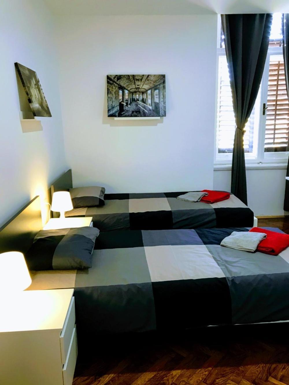 Pula-center And Apartment *